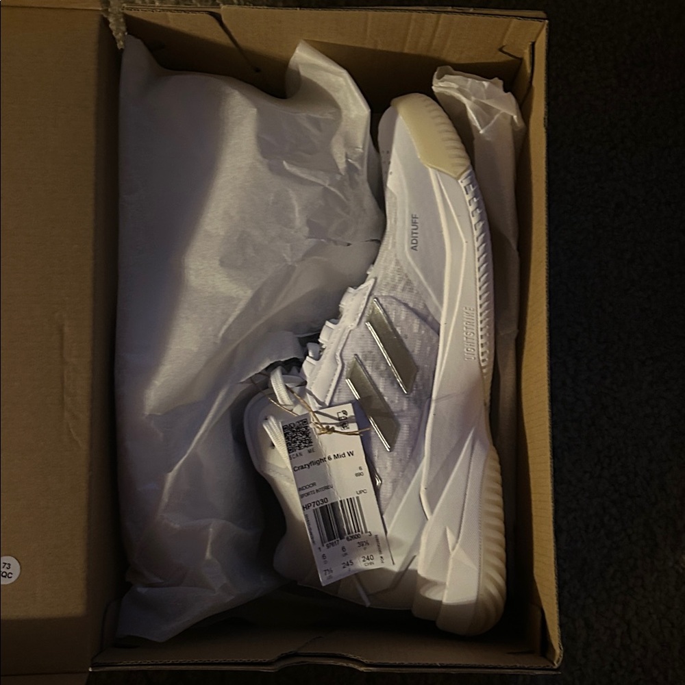 Crazyflight 6 Mid W volleyball shoes